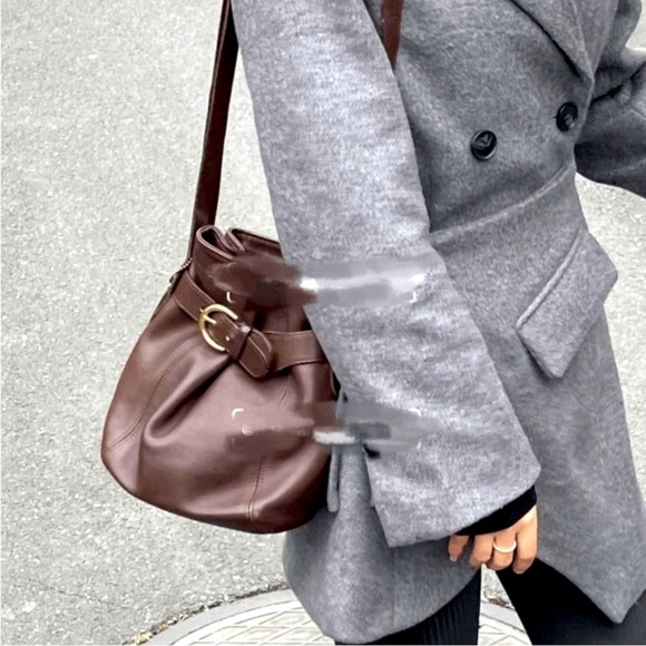 COACH Vintage Belted Soho Crossbody Pouch 4156 Mahogany Brown Leather - Picture 1 of 12
